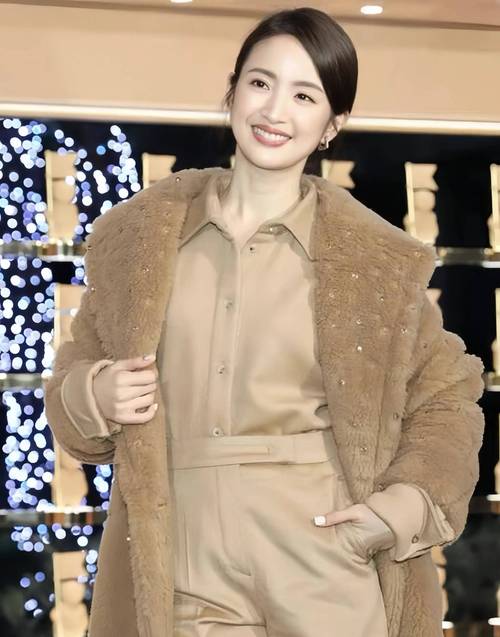 林依晨脸,林依晨脸咋瘦的